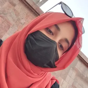 Shamaim zahid - Computer Science Tutor - Karachi