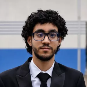 Ahmed - Prof de Mathématiques - Paris