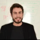 Andre - Prof de políticas públicas - Parque das Arvores