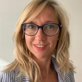 Isla - Computer programming tutor - Dubai