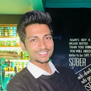 Pratik - Lehrkraft für Mathematik - Berlin