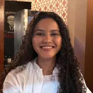 Raissa - Professor de redação - São Luís