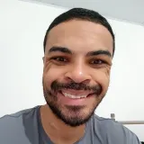 Kalebe - Professor de programação - Goiânia