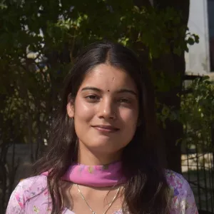 Yogmaya - English tutor - Mandi