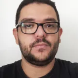 Victor - Professor de design gráfico - Curitiba