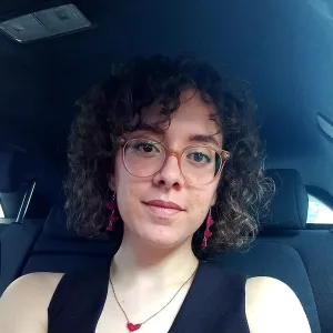 Yasmine - Insegnante di aiuto compiti - Cupra Marittima