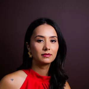 Carmem - Prof de marketing - Patrocínio