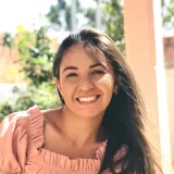 Elizangela - Professor de auxílio para alunos com autismo - Itamarandiba
