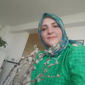 Sarah - İngilizce öğretmeni - 