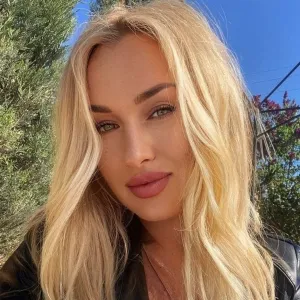 Sharon - Tennis tutor - Melbourne