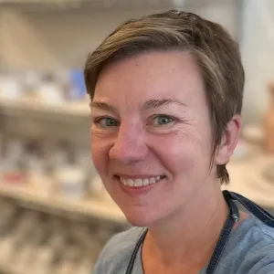 Janet - Pottery tutor - Alameda