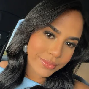 Leeann Nicole - profesor de diseño de moda - Mayagüez