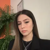 Begüm - İngilizce öğretmeni - 