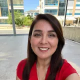 Hatice - Matematik öğretmeni - İzmir