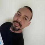 Julian Ernesto - profesor de francés - San Juan