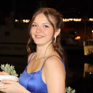 Lavinia - Insegnante di aiuto compiti - Genova
