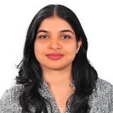 MEENAKSHI - Lehrkraft für Mathematik - Essen