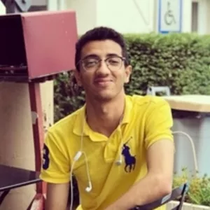 Hamza - Prof d'économie - Montpellier