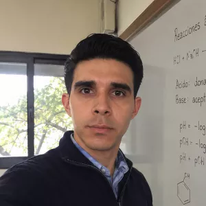 Dariel - Profe de química - Fray Bentos