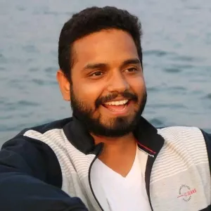 Tushar - Computer programming tutor - Dubai