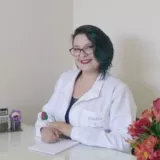 Juliana - Prof de estética - 