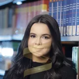 Laura - Prof de odontologia - Cocalzinho de Goiás