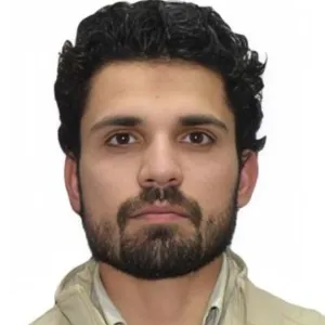 Abdullah - Biology tutor - Manglaur