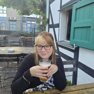 Jackie - Englischlehrerin - Langenfeld (Rheinland)
