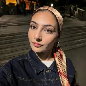 Huda - Economics tutor - London