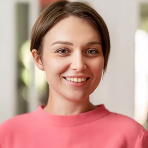 Agnes - French Tutor - Swindon