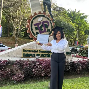 Elizabeth - profesor de matemáticas - Panamá