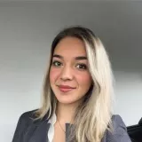 Olive - Chemistry tutor - Cambridge