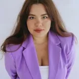 Joyce - Professor de marketing - São Paulo
