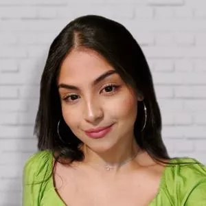 Carolina - Professor de biologia - Lavras