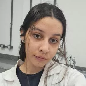 Sarah - Professor de química - Guarapuava