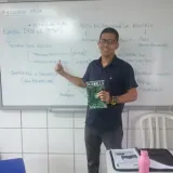 Jeann - Prof de psicologia positiva - Maceió