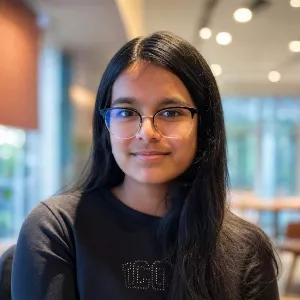 Santhana - Piano teacher - Rugby