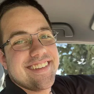 Austin - Chemistry tutor - Calgary