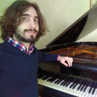 Profesor de Piano clásico, Jazz e Improvisación, Lenguaje Musical y Armonía en Asturias
