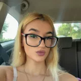 Alexandra - Profesor de biologie - București