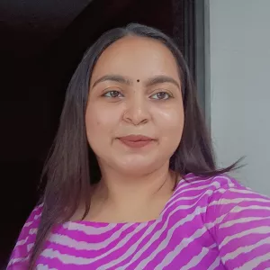 Ayushi - History tutor - Vadodara