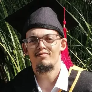 Enrique - Criminology teacher - Qonce