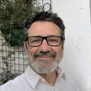 Valterluz - Professor de Gramática - Butantã