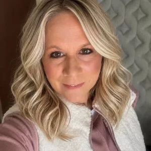 Mavis - Esol (english) tutor - Montreal