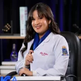 Júlia - Professor de química - Teresina