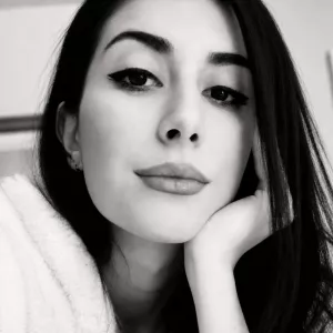 Negin - Piano teacher - 