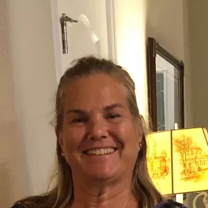 Annamarie - Mathematics tutor - Estero