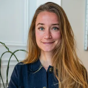 Julie - Prof de droit civil - Paris 12e