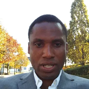 Kweku - Prof d'anglais - Hérouville-Saint-Clair
