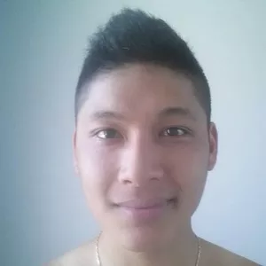 Saya - Economics tutor - Champs-sur-Marne